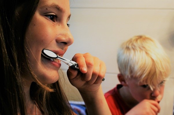 Domowe sposoby na wybielenie zębów